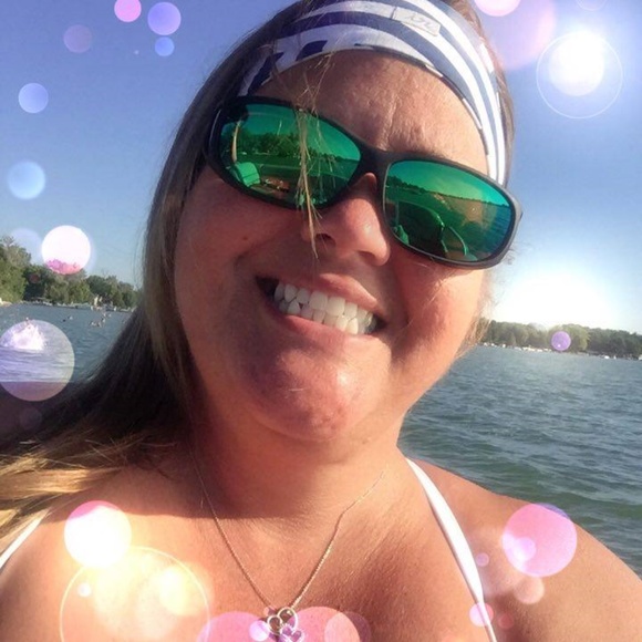 Meet your Posher, Michelle - Picture 4 of 5